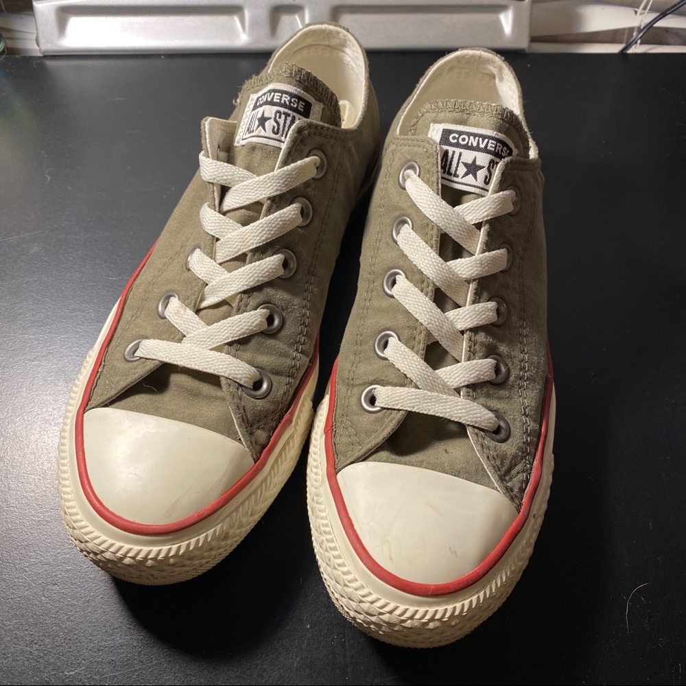 Olive Green Converse 🫒